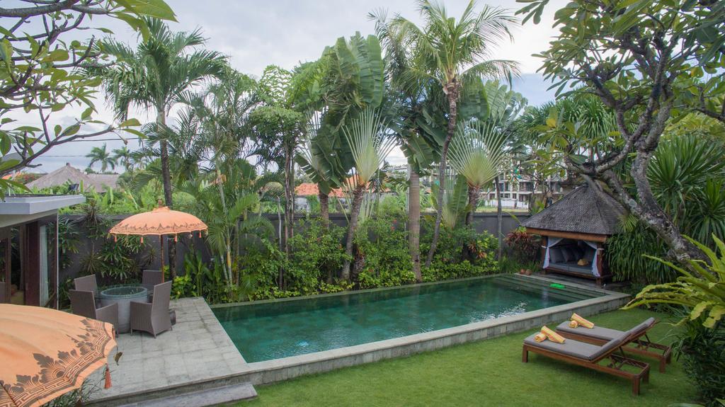 Chimera Villas Seminyak Exteriör bild