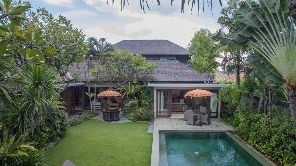 Chimera Villas Seminyak Exteriör bild