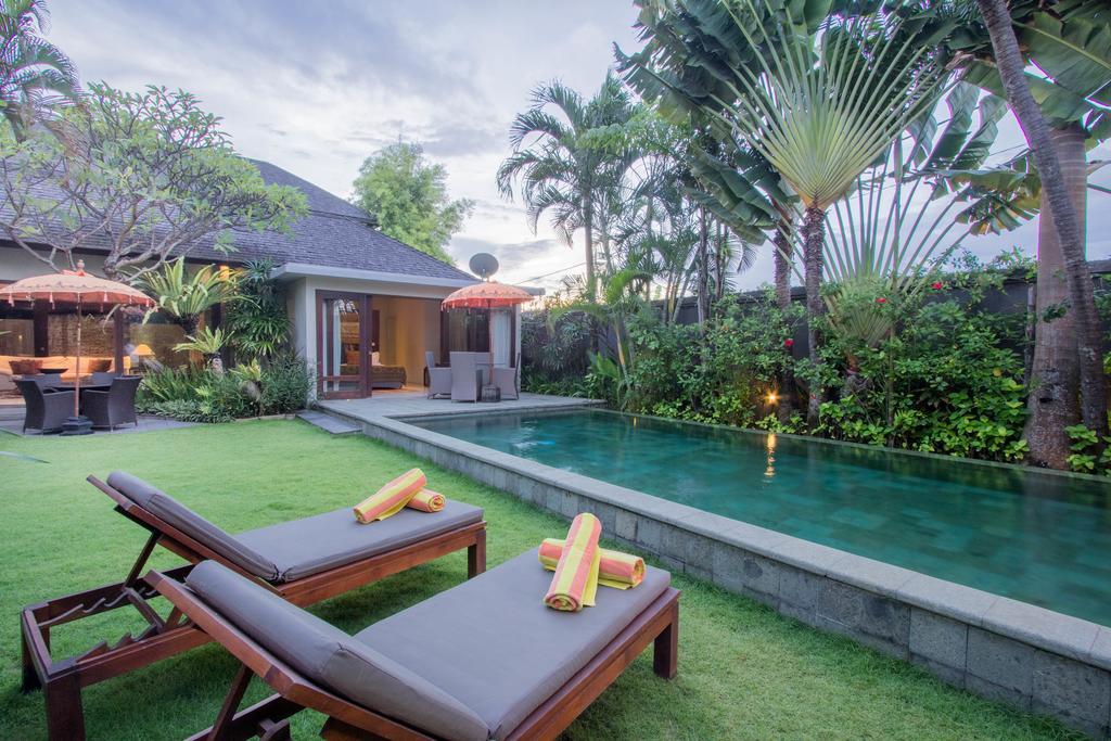 Chimera Villas Seminyak Exteriör bild