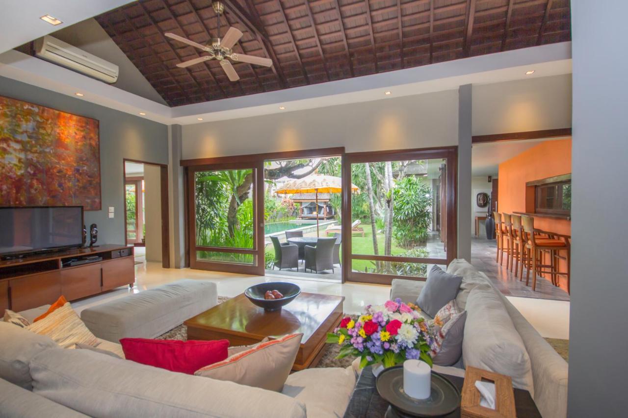 Chimera Villas Seminyak Exteriör bild